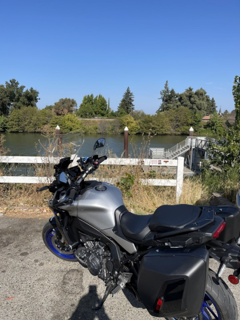 Coffee run along CA-160 to Walnut Grove California