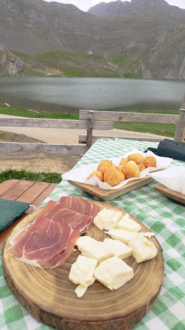 Lukavica, Kapetanovo Lake, Manito Lake...