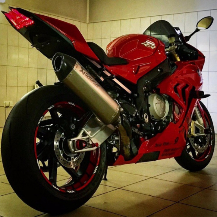 My new red Devil S1000RR