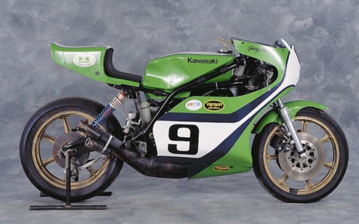 Gary Nixon Kawasaki H2 race bike replica 300 Ninja project.