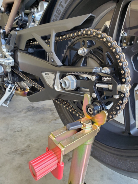 New goodies for the S1000RR???????
