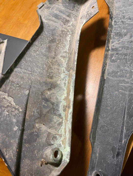 What are these green stains under my bike?