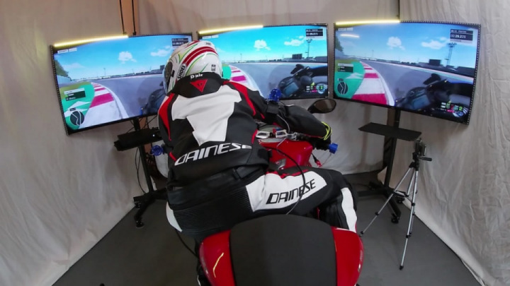 Xbox Motorcycle simulator | Adaptive Controller + 2016 Ducati Panigale
