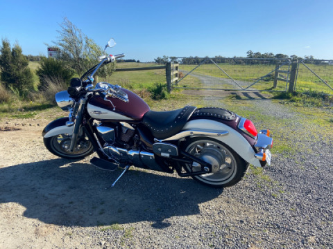 Victoria - Locking Down