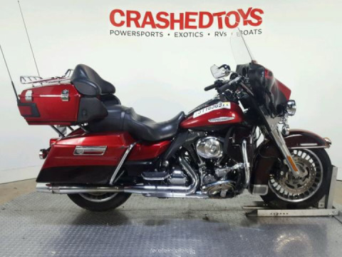 The scabby Electra Glide Arrives from Arlington Texas.