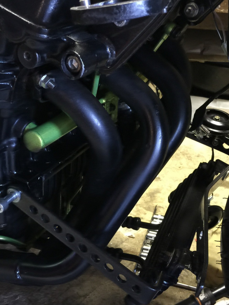 i building GPZ900 (Part 8) - Kawasaki GPZ 900R on motoridersuniverse.com