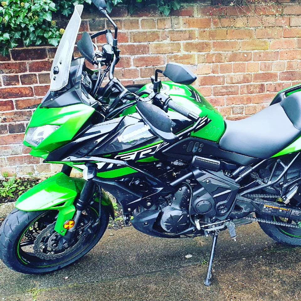 Kawasaki versys deals 650 beginner bike