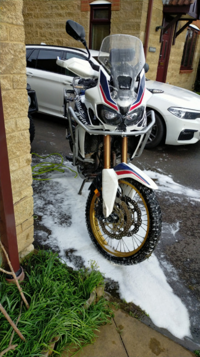 Can't ride her, may aswell wash her ?