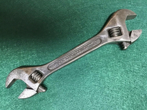 Universal Wrench