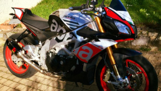 Aprilia Tuono V4 1100