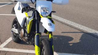 Husqvarna 701 Supermoto