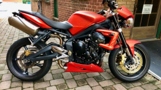 Triumph Street Triple 675 R