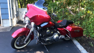 Harley-Davidson Ultra Classic Electra Glide - Big Red