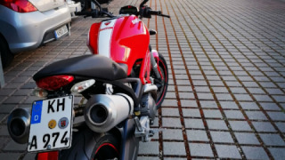 Ducati Monster 696 - Duk