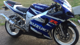 Suzuki GSXR 750 - blue grass