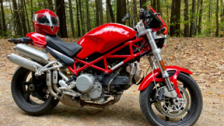 Ducati Monster S2R - Red Riding Hood