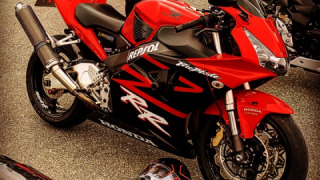 Honda CBR 954RR Fireblade