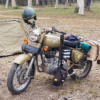 Royal Enfield Classic 500 - Two Elles