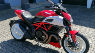 Ducati Diavel 1200 - Ducati Diavel
