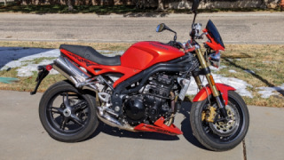 Triumph Speed Triple 1050