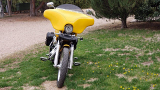 Harley-Davidson Wide Glide - Old  Yellow