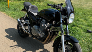 Yamaha XJR 1300 - Gnasher