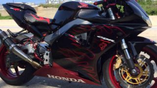 Honda CBR 954RR Fireblade