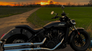 Indian Scout Sixty - Black Betty