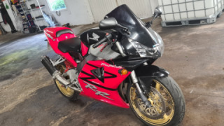 Honda CBR 954RR Fireblade