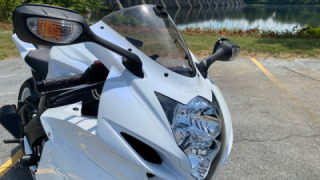 Suzuki GSXR 600 - white Knight