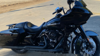 Harley-Davidson Road Glide - Black Betty