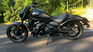 Kawasaki Vulcan S - Sally