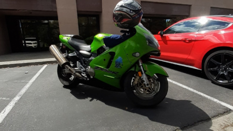Kawasaki Ninja ZX-12R motorcycles — on MotoRidersUniverse