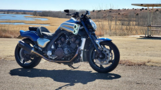 Yamaha V-MAX - Blue Lightning