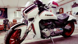 Suzuki Boulevard M109R