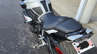 Yamaha MT-10 - Gru Mobile