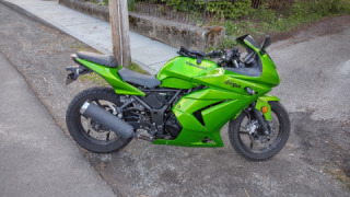 Kawasaki Ninja 250R - My baby