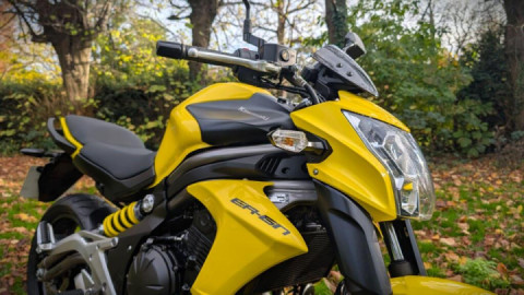 Kawasaki ER-6n – view 1