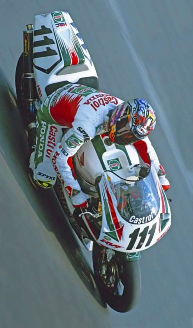 Aaron Slight 111 Castrol Honda RC45 WSBK 1999