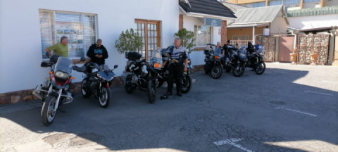 Quick breakfast run from Mosselbay via Robertson Pass to Outshoorn.