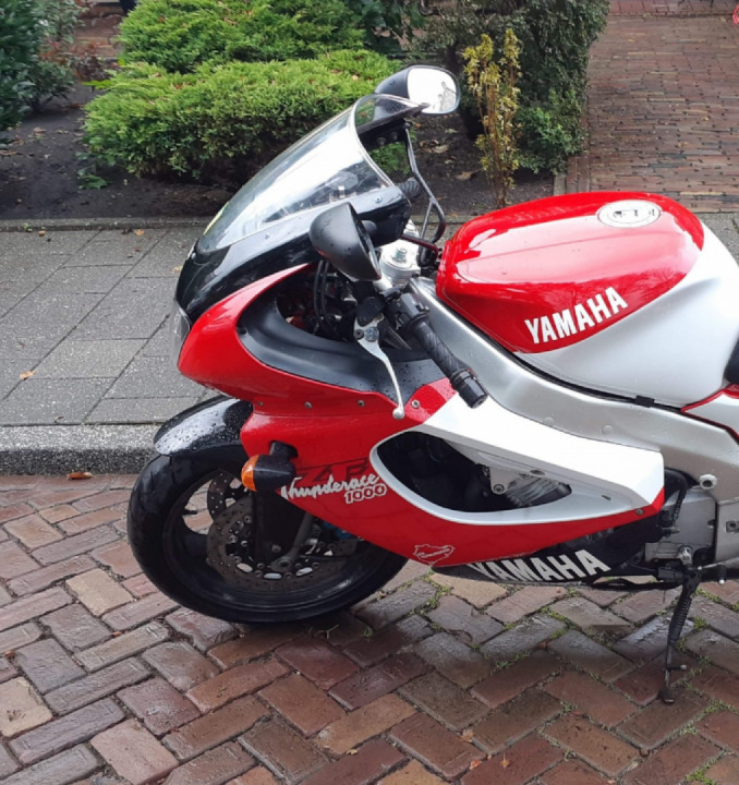My Yamaha YZF1000R thunderace