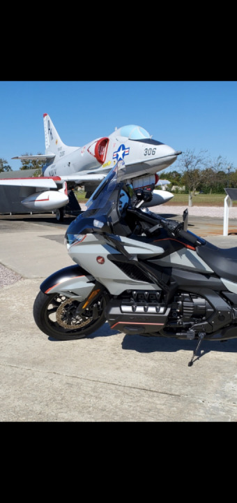 Nothing to do at work so I took some pics of the new toy.