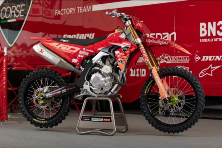 Ducati Desmo450 MX unveiled at Anaheim