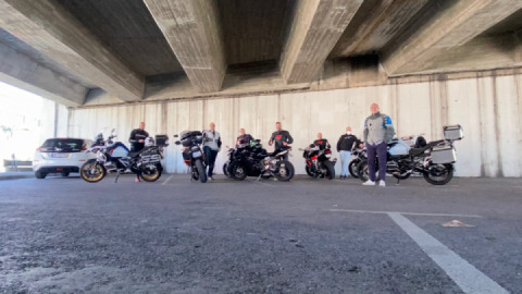 Ride with friends ??????