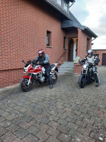 Traditional Christmas Eve gathering at the Nienstedt Pass