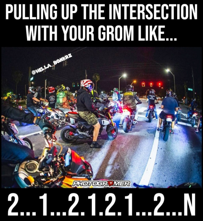 Trying to stop at the light with my Grom..