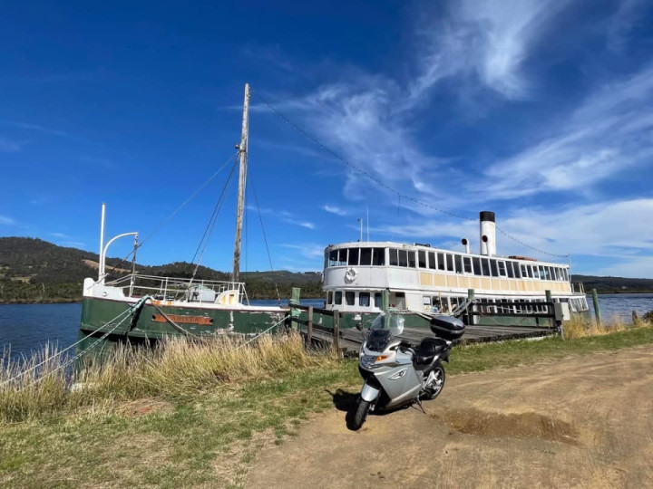 The next day I took a leisurely ride around the Huon valley villages,