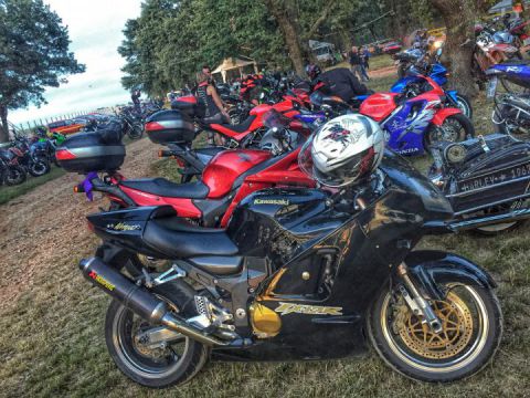 Drinkin' beer with my baby!