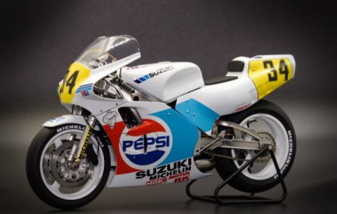 Fujimi '88 Suzuki RGV500 Gamma
