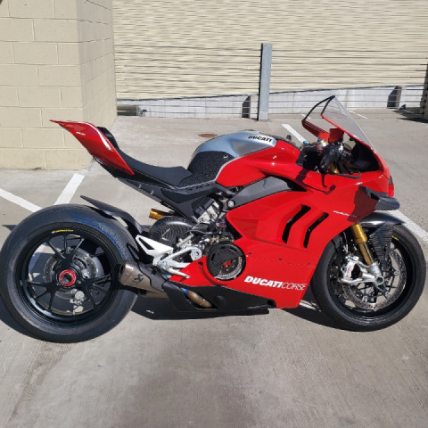 New to this platform. Hello all!